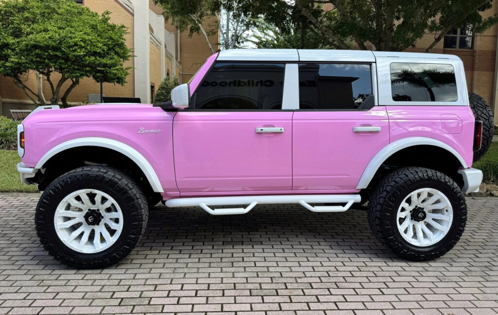 2025 Ford Bronco Custom Lifted Pink Outer Banks V6 Hard Top
