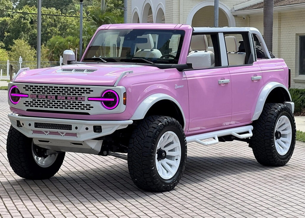 2025 Ford Bronco Custom Lifted Pink Outer Banks V6 Hard Top