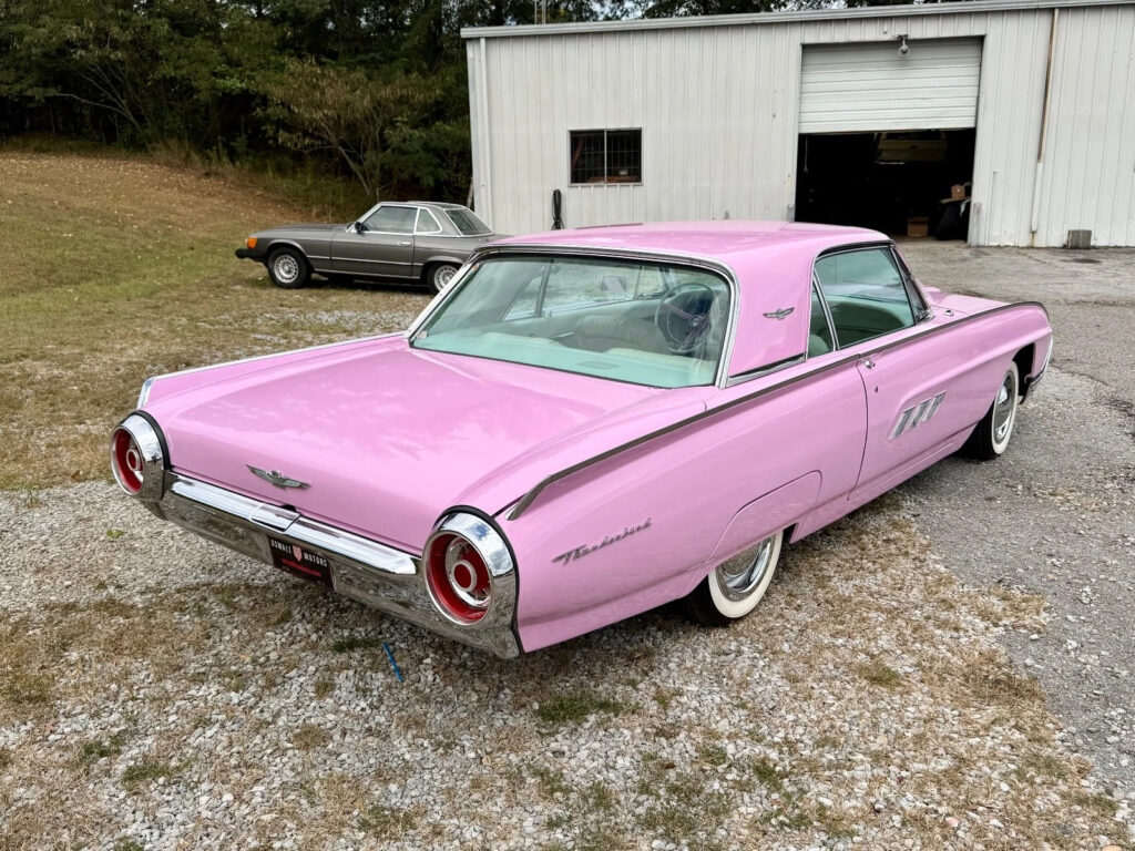 1963 Ford Thunderbird