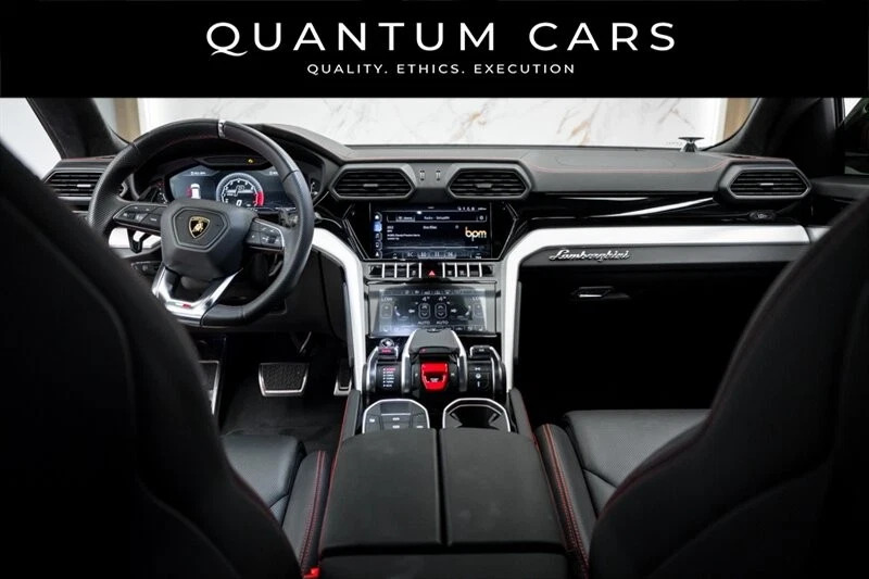 2020 Lamborghini Urus